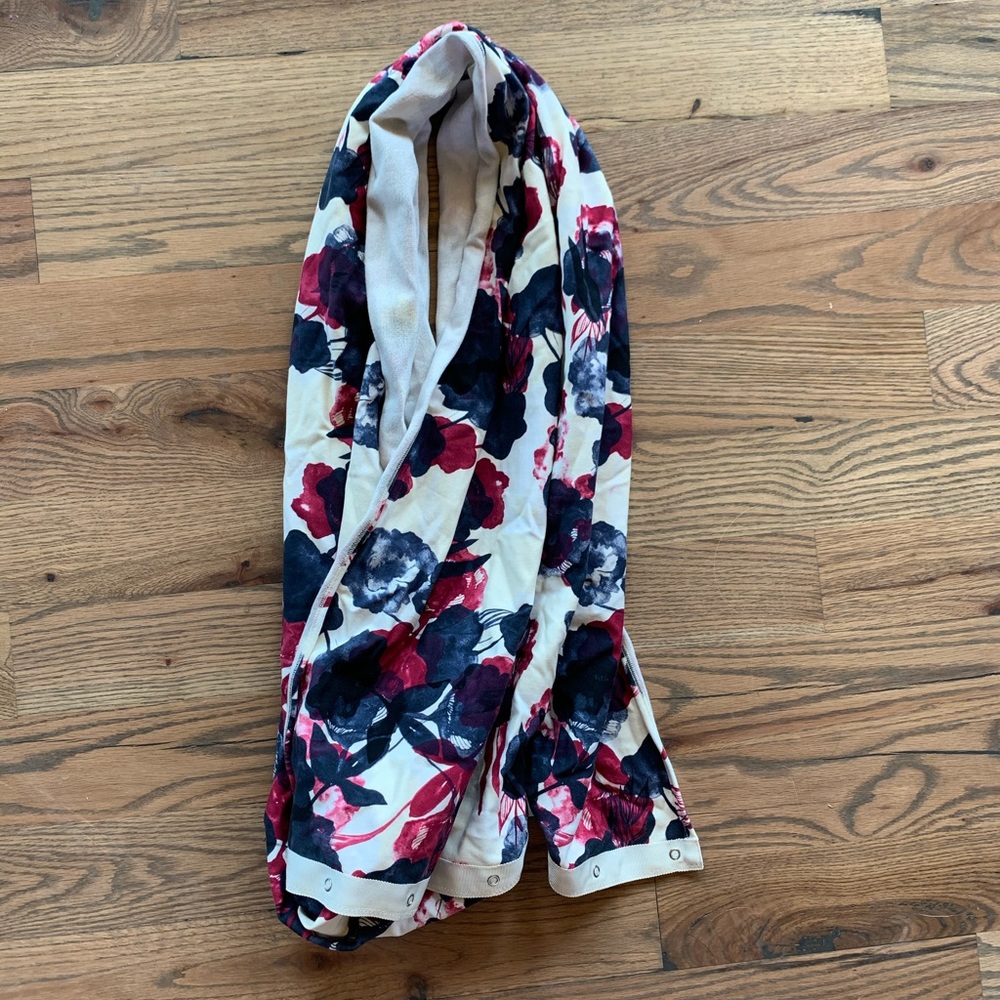 lululemon scarf with floral patterns